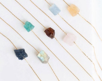 Raw Crystal Necklace, Rough Stone Necklace, 14k Gold Filled, Rose Quartz Necklace, Layering Necklace, Dainty Stone Pendant, Raw Stone, V day