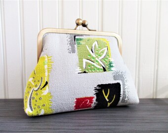 Green Black Yellow Red on Gray Ground Abstract Botanical Vintage Barkcloth Fabric 6" Antique Brass Kisslock Frame Clutch Wristlet Crossbody