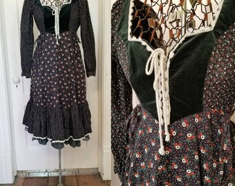 Vintage 70s Gunne Sax Dress black floral lace up small