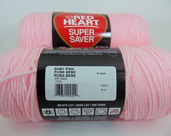 Baby pink - Red Heart Super Saver yarn 100 % acrylic worsted weight - 8505