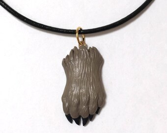 World of Warcraft Druid Necklace, Druid Class Logo Pendant, Warcraft Charm, Bear Paw Necklace / Animal Paw Pendant