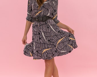 Vintage Black And White Streaked Dress (Size Medium)