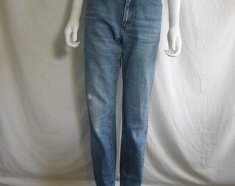 Closing Shop SALE LEE jeans, high waisted mom jeans, W 28 waist jeans,vintage high waist jeans