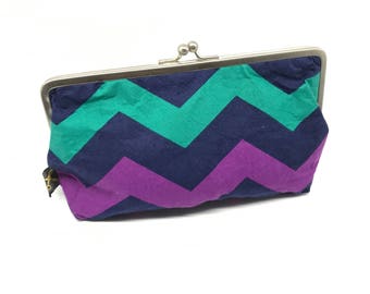 Metal frame kiss lock purse Chevron multi