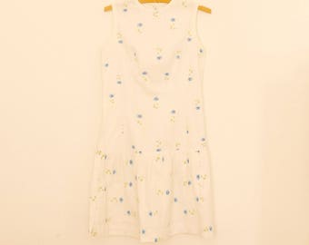 Sleeveless, White and Blue Floral Print Mini Dress - 1980s
