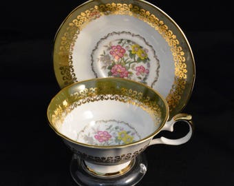 Elizabethan Staffordshire Tea Cup , Hand Decorated Tea Cup and Saucer , Tea Cup and Saucer , Tea Cup and Saucer Set , Tea Cup Vintage