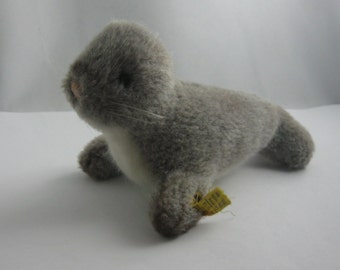 Original peluche de STEIFF 1473/09 / felpa / peluche animal: Santuario del sello / sello OLLY. Botón y bandera. Hecho en Alemania, 1977-1990 VINTAGE