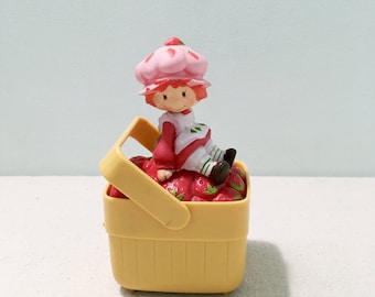 Vintage Strawberry Shortcake Basket Music Box