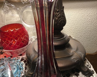 SALE!! Vintage Stretch Vase Artmark