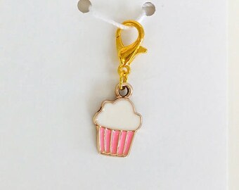 Cupcake Progress Keeper, Knitting Marker, Crochet Stitch Marker, Removable Stitch marker, Zipper Pull for your Project Bag