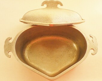Guardian Service, Dome Cooker, 4 Quart Cooker, Cast Aluminum, Hammered Aluminum, Pre WWII, Metal Lid, Heart Shaped Cooker, Knights Helmet