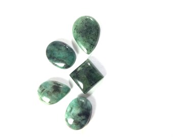 Emerald cabochons gemstone 16 to 23mm