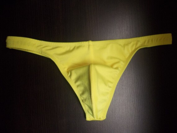 bikini Men swimsuits wearing Michelle viet video porno gratis