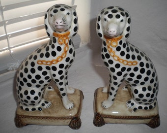 Pair of mantle dogs