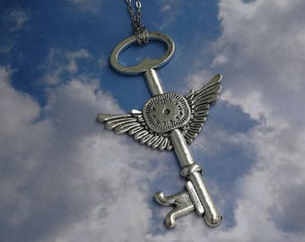 Steampunk Necklace, Steampunk Jewelry, Steampunk Key, Large Key, Charm Necklace, Key Pendant Steampunk Victorian Era, Vintage Inspired