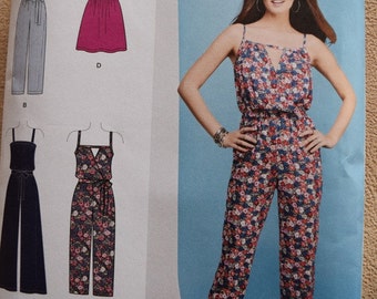 Simplicity 1114 Misses Jumpsuit in sizes XXS-XXL