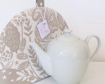Tea Cosy, Wildlife Tea Cosy, Tea Cosy, Taupe Tea Cosy, Kitchen Accessory, Time for Tea!
