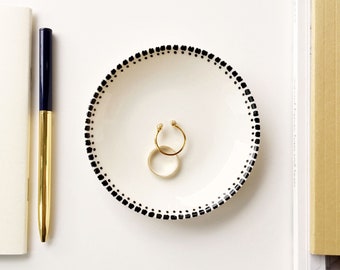 Ring dish, jewellery dish, trinket dish, birthday gift, gifts for her, Bridesmaid Gift