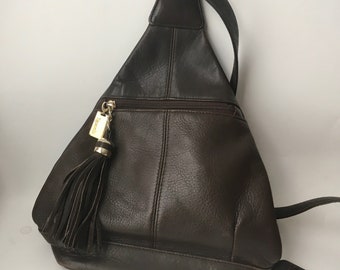 Vintage Tignanello Brown Leather Crossbody Backpack/90s Sling Backpack/Leather Backpack/90s Backpack/Brown Leather Backpack/90s Bag