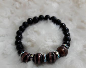 Stylish bronze and black bead stretch bracelet..*Sale*