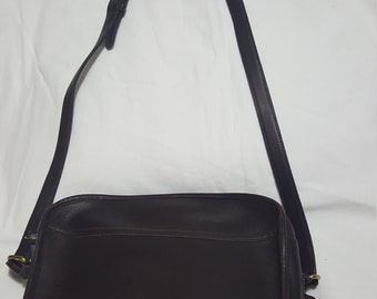 Vintage Coach - Brown Leather Metropolis Crossbody