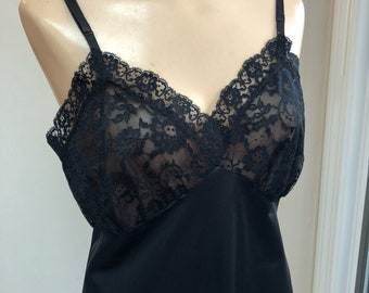 Vintage black lace Van Raalte full slip sz 34, sz Small/short black full slip, retro black lace full slip