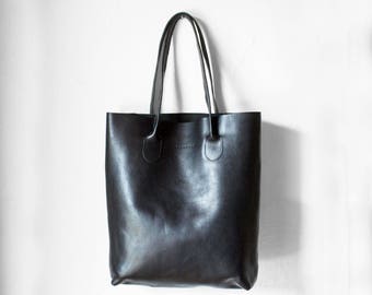 The Essential Tote in Black/ Black Leather Tote Bag / Black Leather Bag / Black Tote Bag /Tote Bag /Black Leather Tote /Leather Handbag