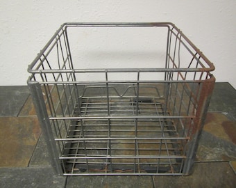 vintage CASS CLAY CREAMERY Milk Crate, 8 / 85 metal wire crate,* storage crate
