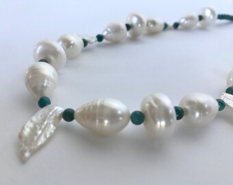 Necklace Pearl Travel