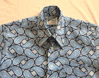Vintage 70s New Man Light Blue Paisley Print Short Sleeve Shirt Medium