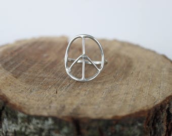 Peace Sign Ring - Boho Ring, Minimalist Jewelry, Statement Ring, Hippie Ring, Everyday Ring, Eco Friendly, Gift for Her, Birthday Gift