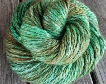 100% Baby Alpaca, Bulky Hand dyed yarn - "Mint Chip", Chunky, super soft, speckled, mint green yarn