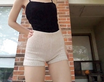 Vintage 60s or 70s high waisted shorts