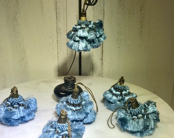 Vintage tassels, vintage silk tassels, vintage blue silk tassels, set of 6 tassels, tassels for crafts, tassel key chain, decorative tassels