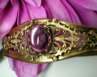 SADIE GREEN Clasp Bracelet Lilac Item No: 16098