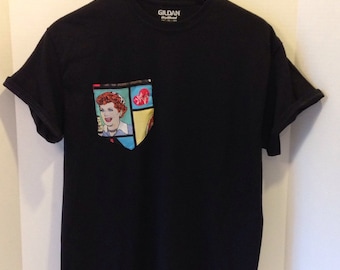 Pocket T-Shirt "I love Lucy"