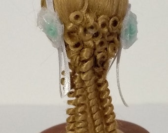 Wig in golden blond color, scale 1:12.