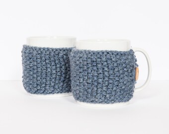 2 Knitted mug cosies, cup cosy, mug cosy, coffee cosy in denim blue. Coffee mug cosy / coffee sleeve as a coffee gift!