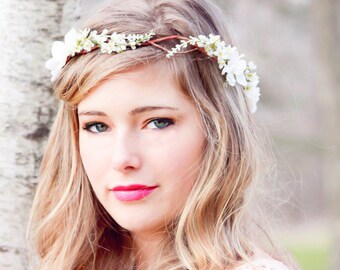 Bridal Flower hair, wedding accessories, wedding headpiece, Headband, head wreath, hair accessories, bridal, flower girl