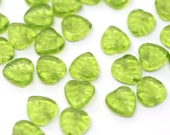 Spring green leaf beads Heart shaped green leaves Transparent green czech glass leaf beads 9mm - 30Pc - 0880