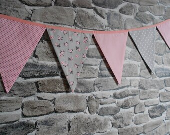 Garland of 12 flags in fabric
