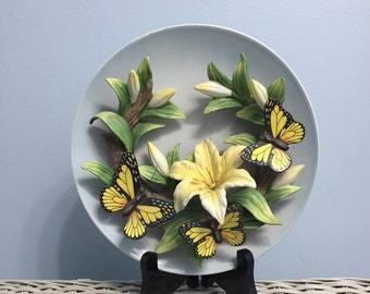 Seymour Mann Connoisseur Collection Lilly and Butterfly Collector Plate
