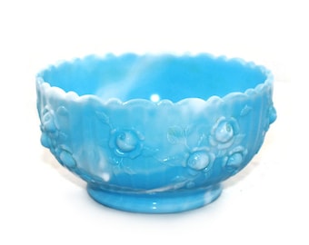 Vintage Fenton Blue & White Slag Glass Cabbage Rose Bowl