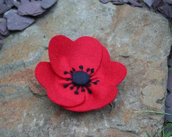 Poppy Brooch , Poppy Pin, Flower Brooch