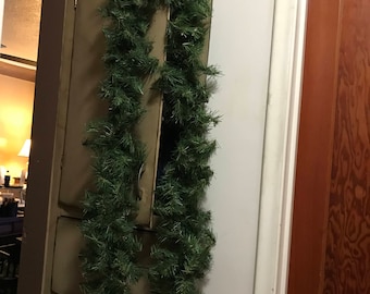 4 Items in this Bundle of Greenery