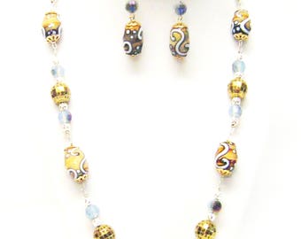 Oval Brown w/White Swirl Lamp Work Glass Bead Necklace & Earrings Set