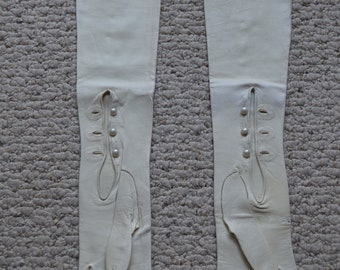 Antique Art Deco Kid Leather Opera Gloves---Made in France---Pearl Buttons---21" Long---1920-30's