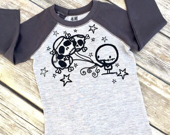 0-18m Zombie & Skull Balloons Contrast Sleeve Top! Cute baby wear by Loverockyx aka Ranocky