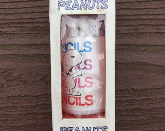 Vintage Butterfly Peanuts Snoopy Pencils in Cup Unused