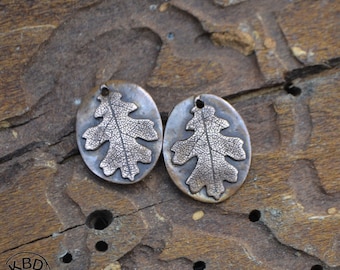 Copper Embossed Finely Textured Oak Leaf Oval Component #193 (1 pair)